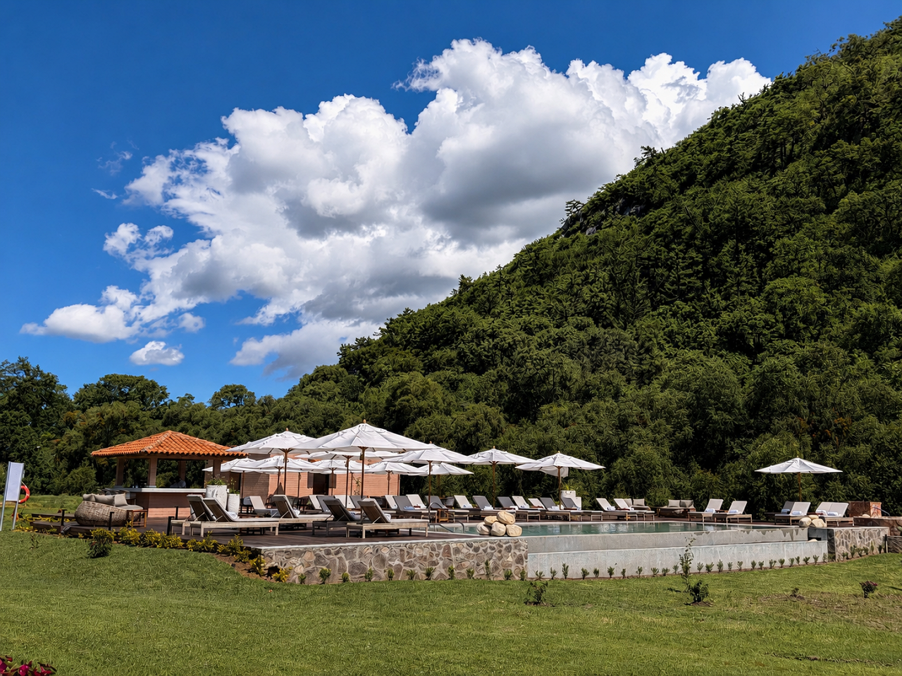 Sierra Lago Resort & Spa photo 4